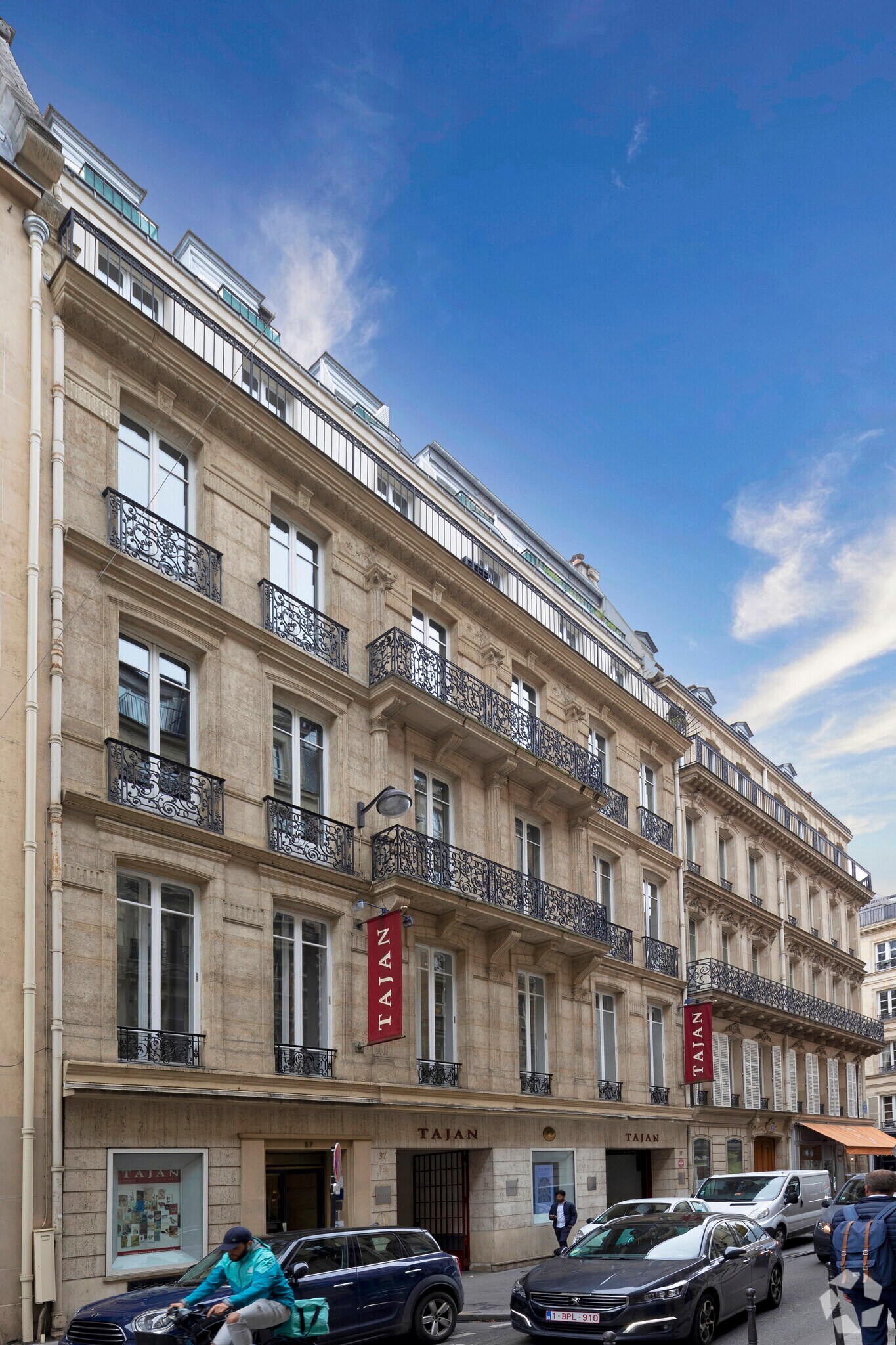 Rue Des Mathurins, Paris for lease Primary Photo- Image 1 of 3