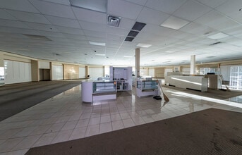 210 Haynes St, Talladega, AL for lease Interior Photo- Image 1 of 9