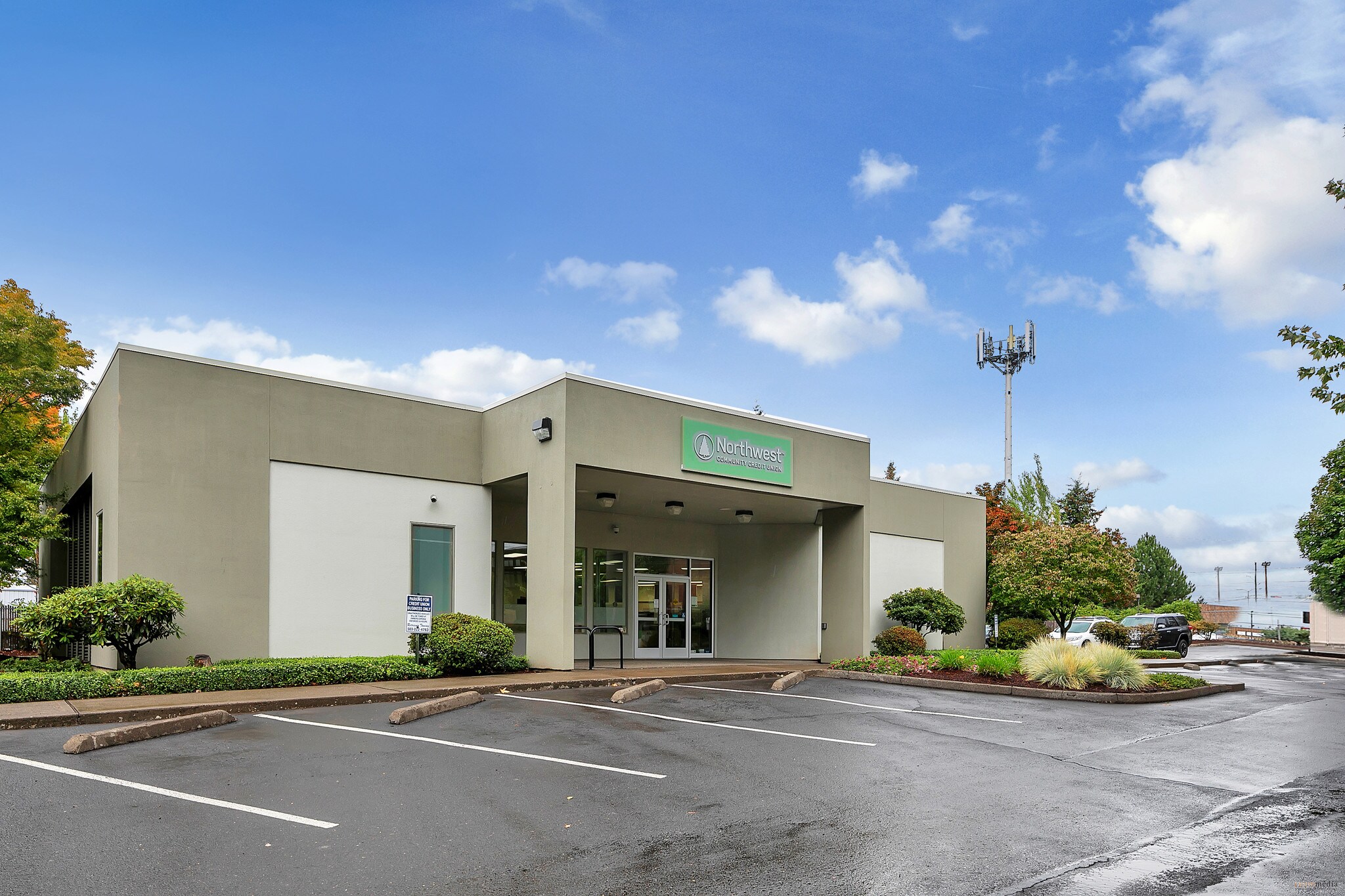 12001 SE Morrison St, Portland, OR for sale Primary Photo- Image 1 of 1