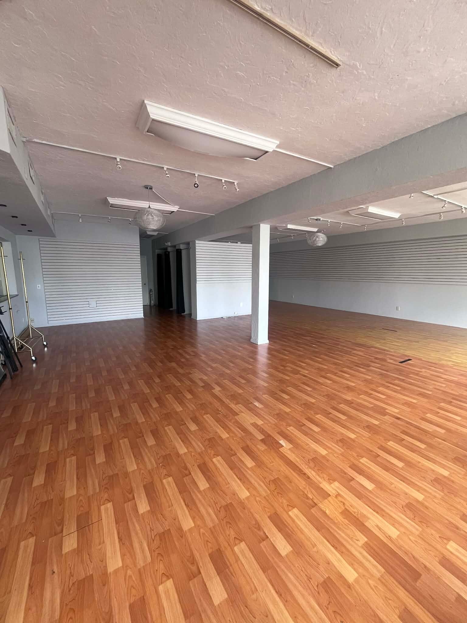 2400 N Federal Hwy, Pompano Beach, FL for lease Interior Photo- Image 1 of 4