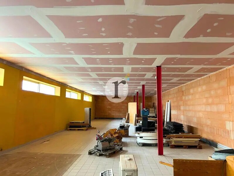 Flex in Wasquehal for lease Interior Photo- Image 1 of 4