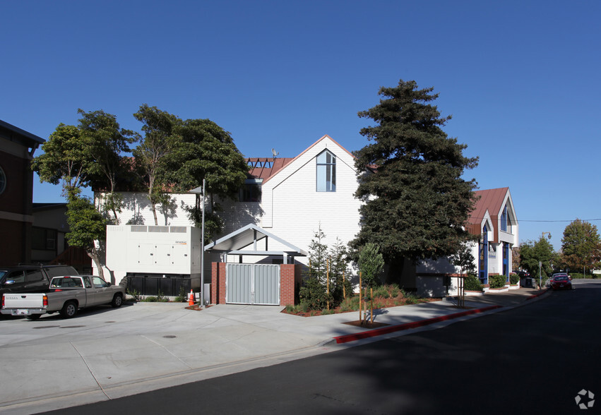 1001 Bridgeway, Sausalito, CA for lease - Building Photo - Image 3 of 29