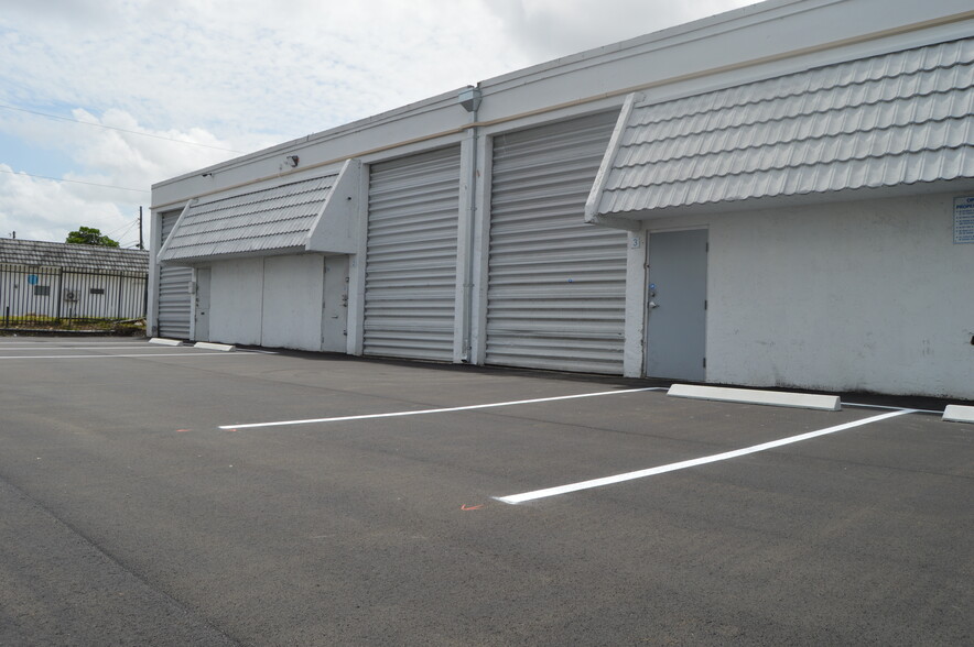 2099 NW 141st St, Opa Locka, FL for lease - Building Photo - Image 2 of 6