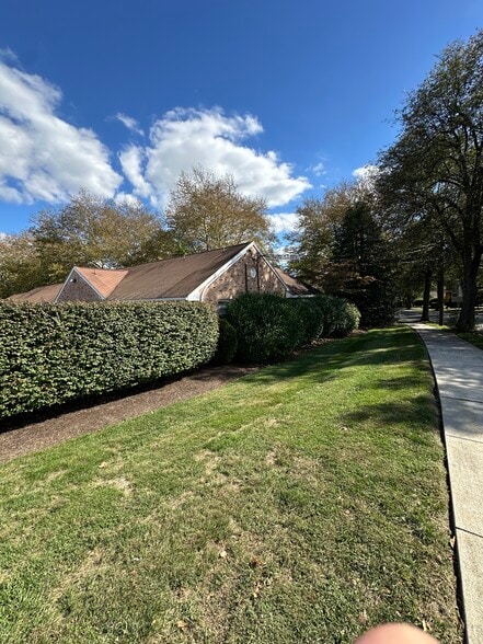 71 Cedar Ave, Hershey, PA for lease - Building Photo - Image 3 of 33