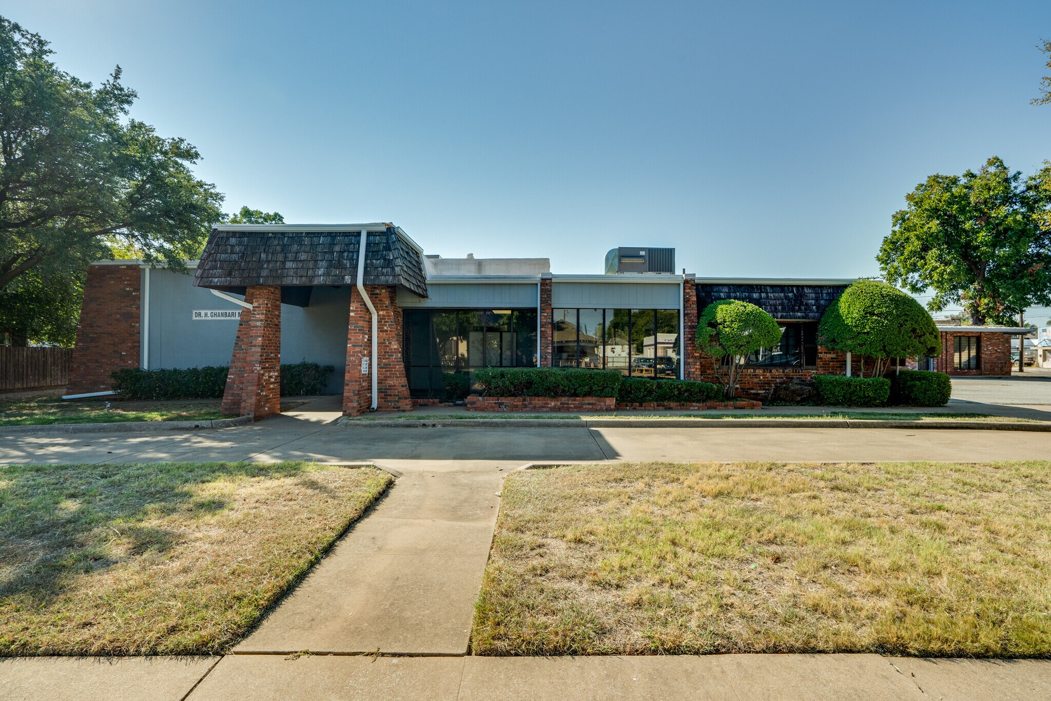 1921 9th St, Wichita Falls, TX for sale Primary Photo- Image 1 of 1