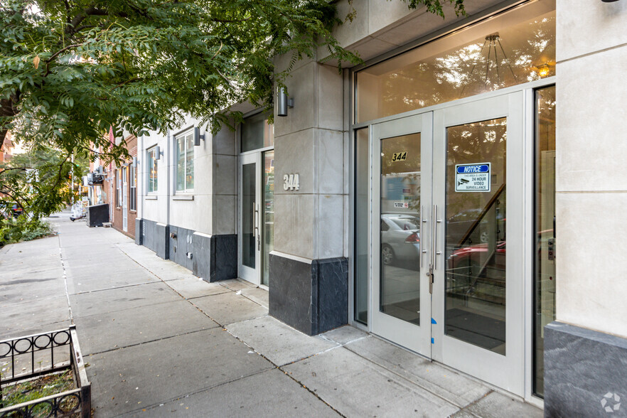 344-346 E 110th St, New York, NY for lease - Building Photo - Image 3 of 10