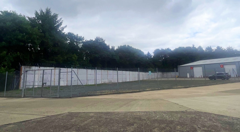 113 Ballygowan Rd, Belfast for sale - Building Photo - Image 1 of 1