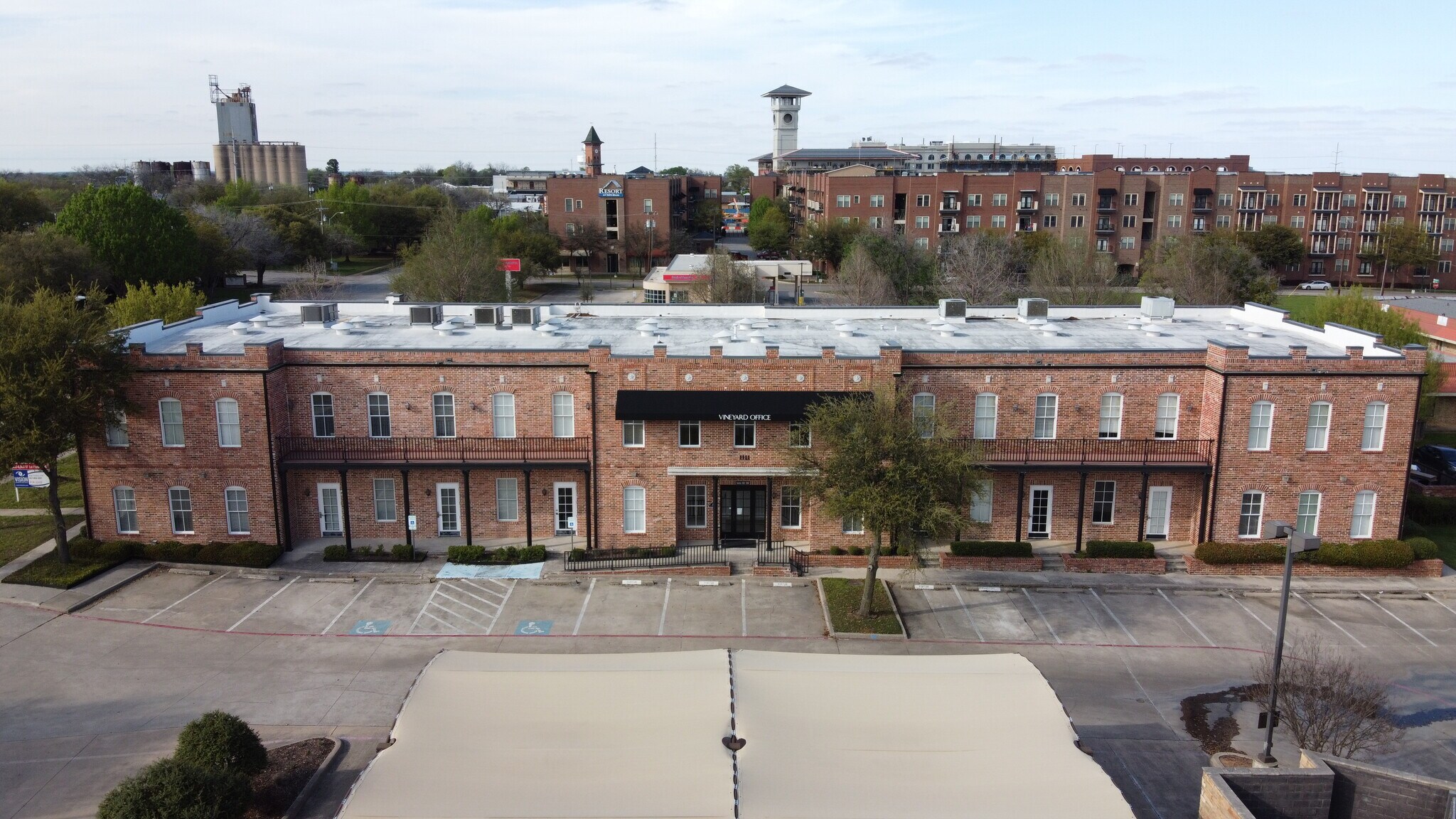 1111 S Main St, Grapevine, TX for sale Building Photo- Image 1 of 1