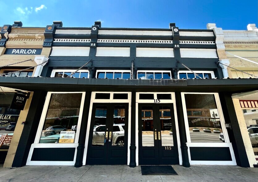 115 W 2nd St, Taylor, TX for sale - Building Photo - Image 1 of 17