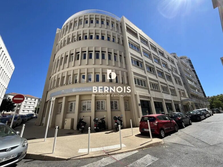 Office in Toulon for lease - Building Photo - Image 1 of 6