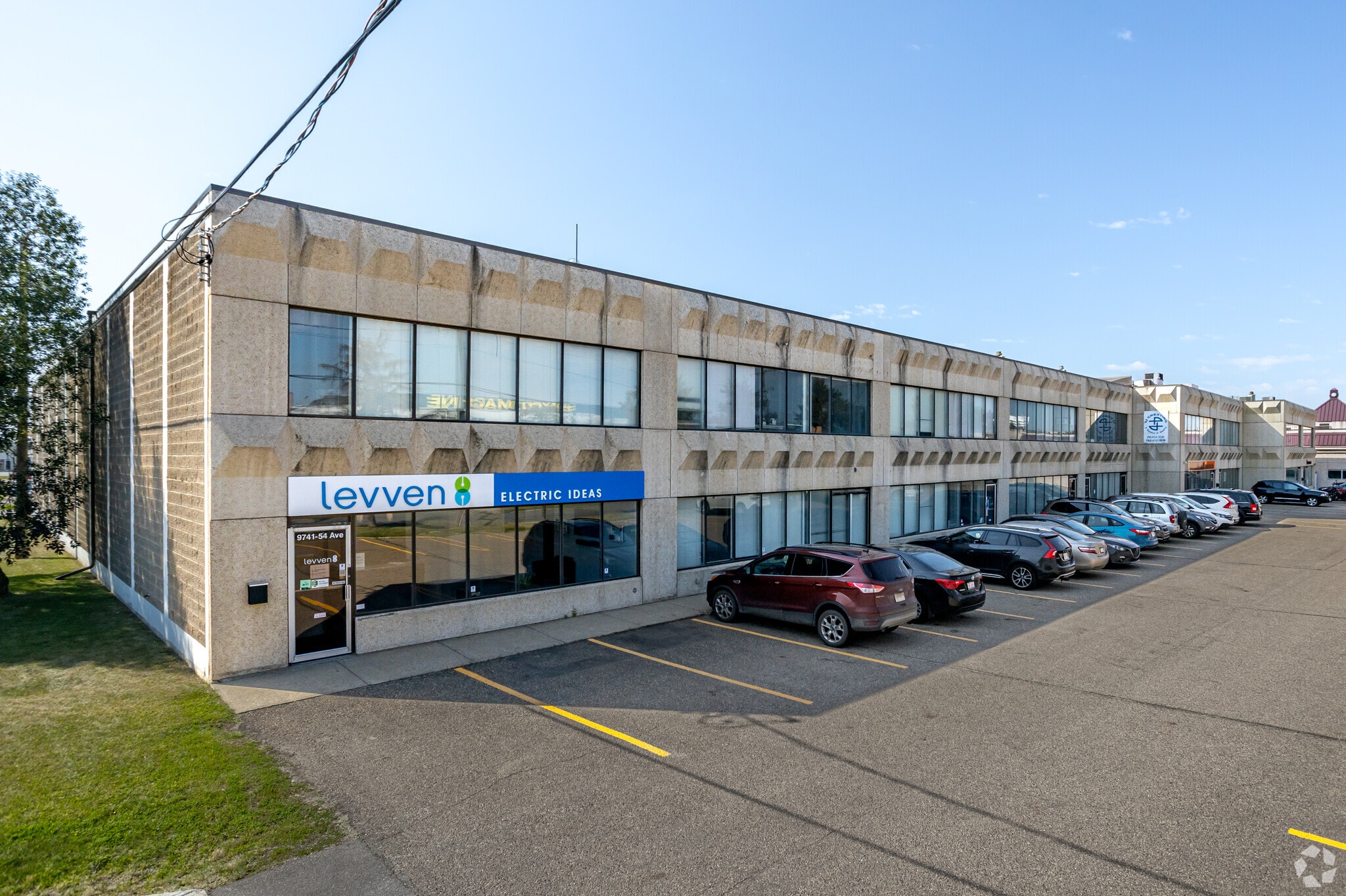 9741-9757 54 Av NW, Edmonton, AB for lease Primary Photo- Image 1 of 4