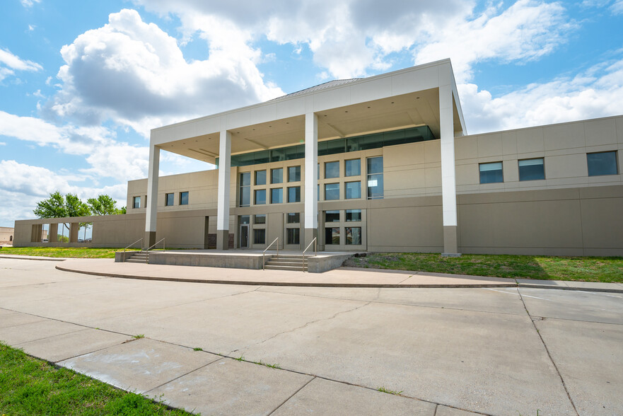 1024 Texas Yes Blvd, Robstown, TX for lease - Building Photo - Image 2 of 25