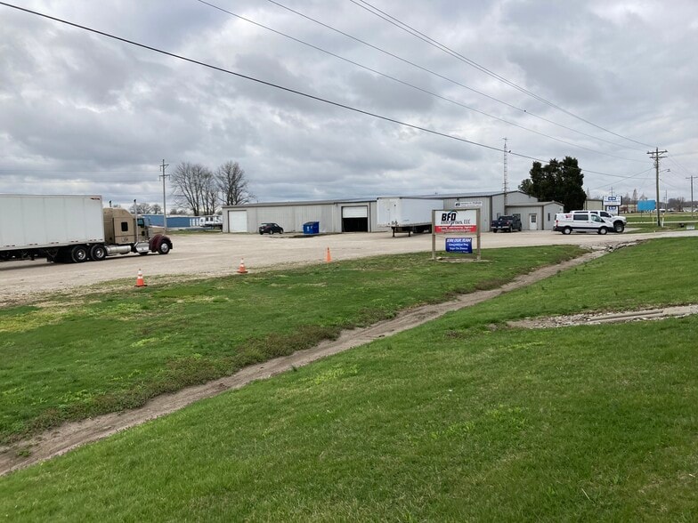 9055 US60, Lewisport, KY 42351