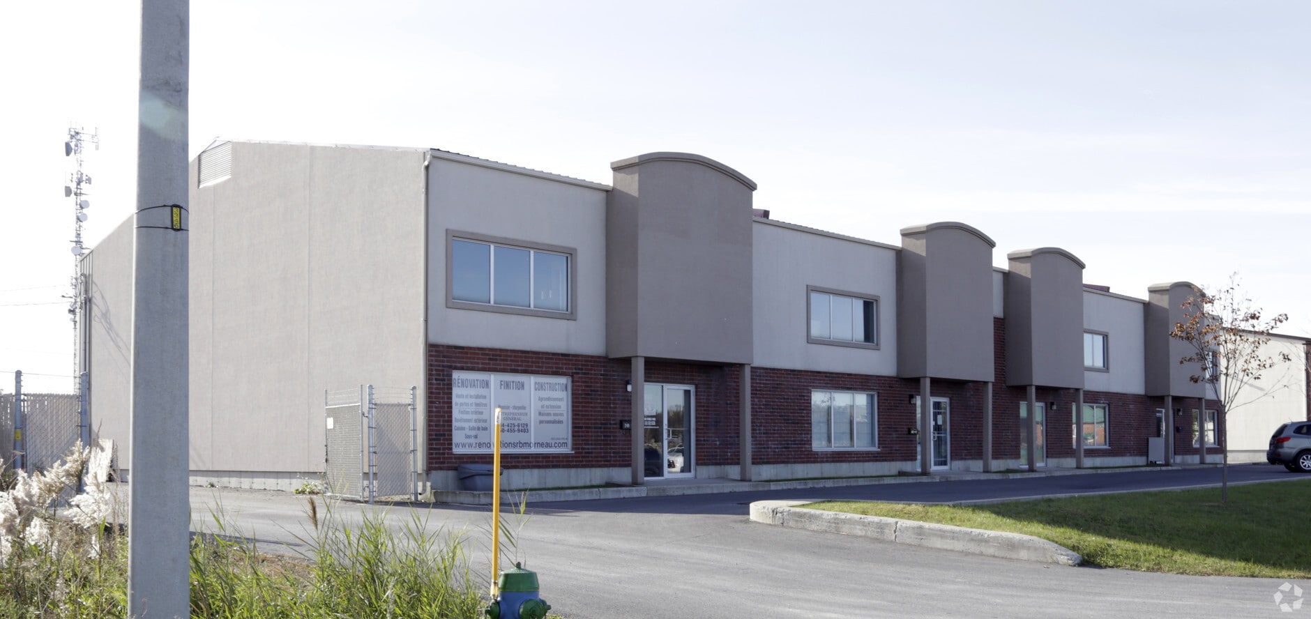 240 Rue RodolpheBesner, Vaudreuildorion, QC J7V 8P2