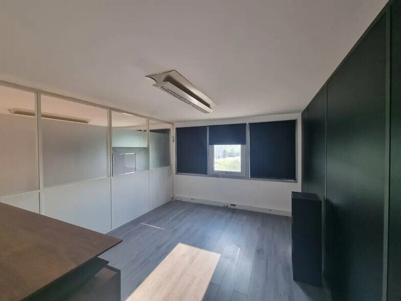 365 Rue Maurice Aicardi Lejard, Aix-en-Provence for lease - Building Photo - Image 3 of 12