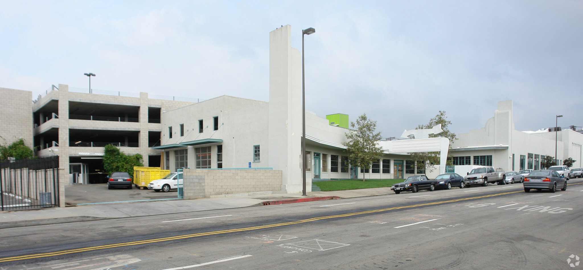 477 S Raymond Ave, Pasadena, CA for sale Primary Photo- Image 1 of 1