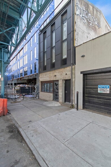 1844 N Front St, Philadelphia, PA for sale - Building Photo - Image 1 of 4