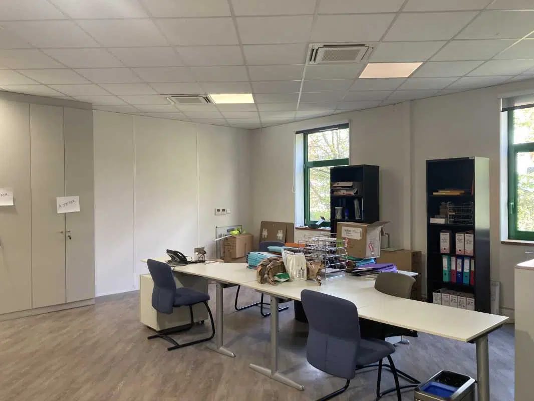 164-166 Avenue Joseph Kessel, Voisins-le-Bretonneux for lease Interior Photo- Image 1 of 5