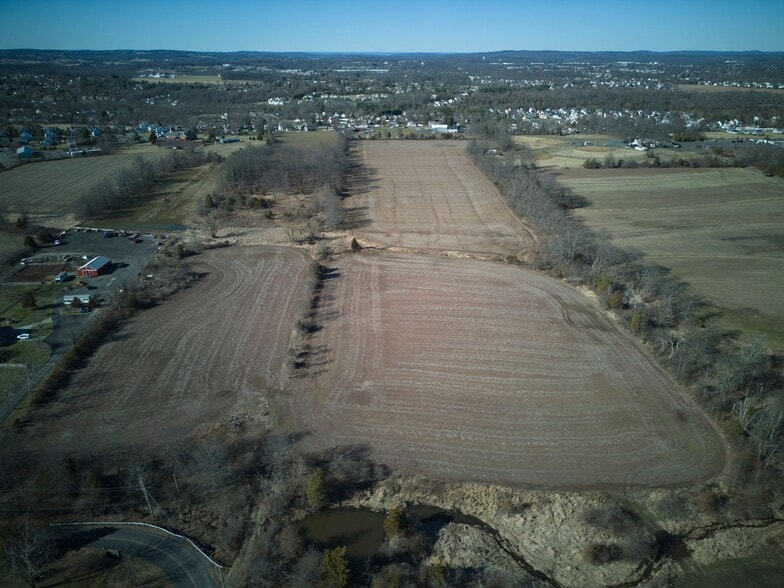 2500 Yankee Rd, Quakertown, PA for sale - Primary Photo - Image 1 of 9