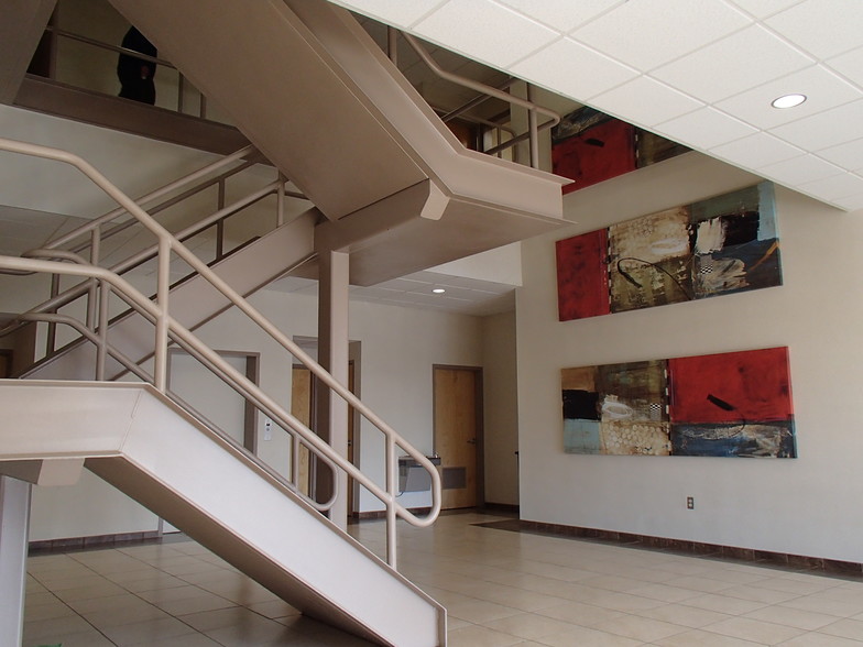 7257 Parkway Dr, Hanover, MD for lease - Lobby - Image 3 of 13