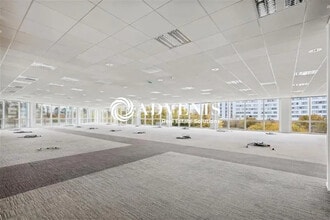 Office in Roissy-en-France for lease Interior Photo- Image 2 of 4