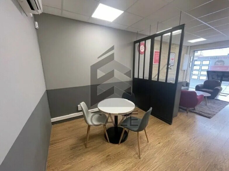 Office in Talence for lease - Interior Photo - Image 2 of 4