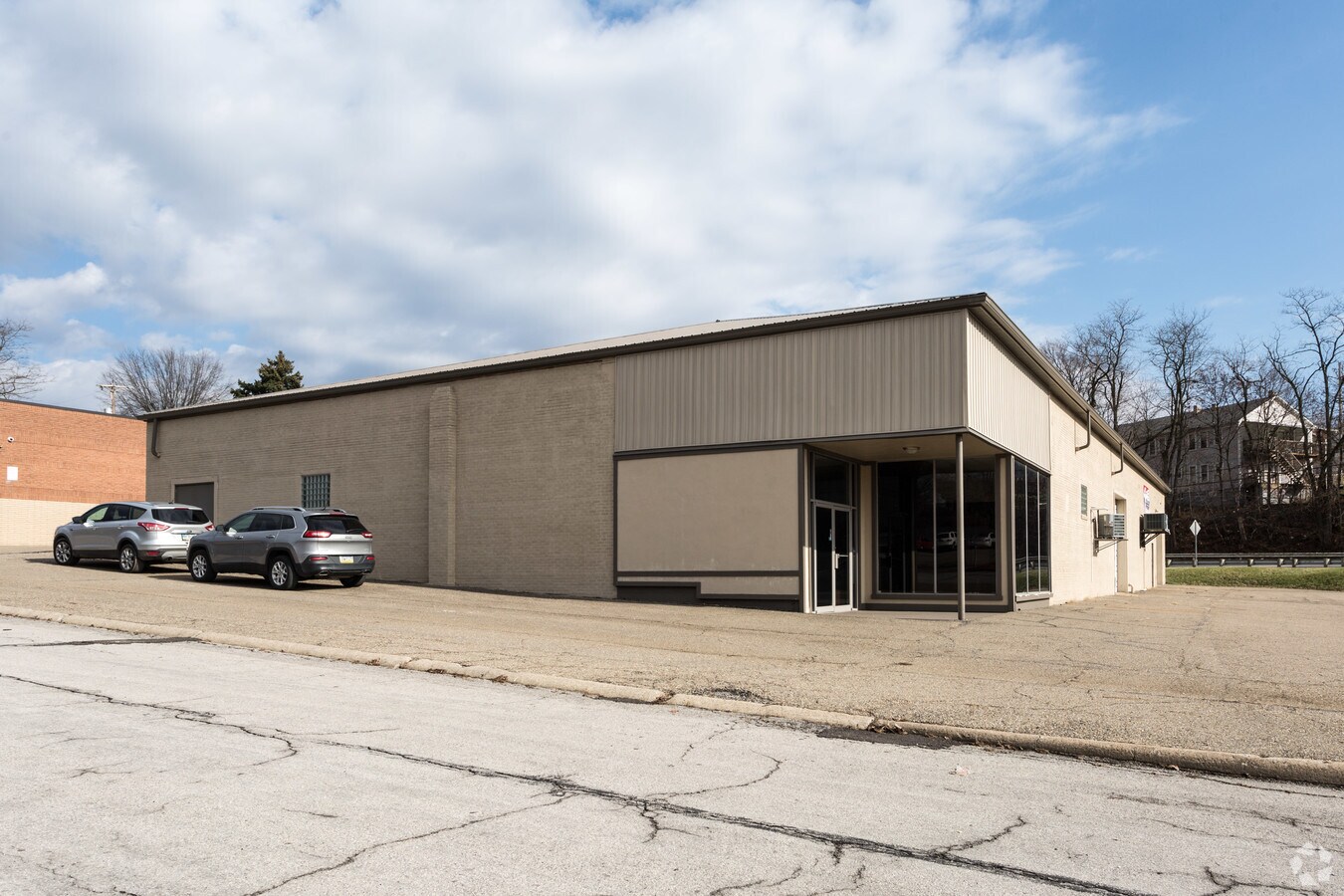 104 Brady Cir E, Steubenville, OH 43952