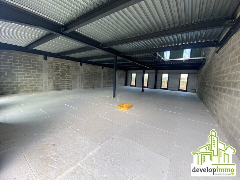 Office in Ifs for sale - Interior Photo - Image 2 of 7