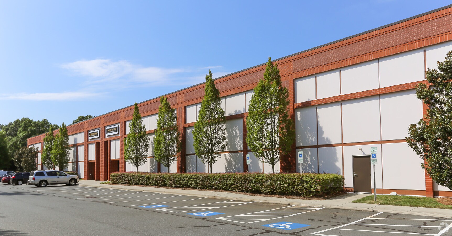 6935 Reames Rd, Charlotte, NC 28216