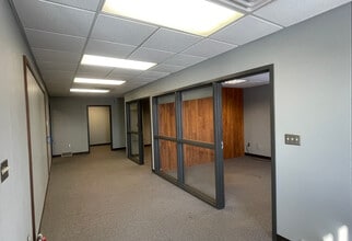 3905 S Western Ave, Sioux Falls, SD for lease Building Photo- Image 2 of 5