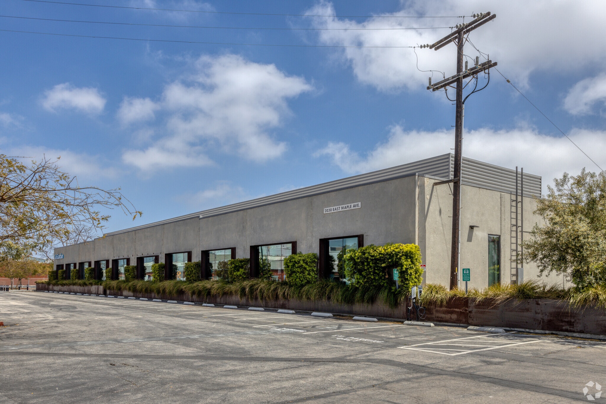 1 Hornet Way El Segundo Ca 90245 2030 E Maple Ave, El Segundo, CA 90245 - 2030 Maple | LoopNet
