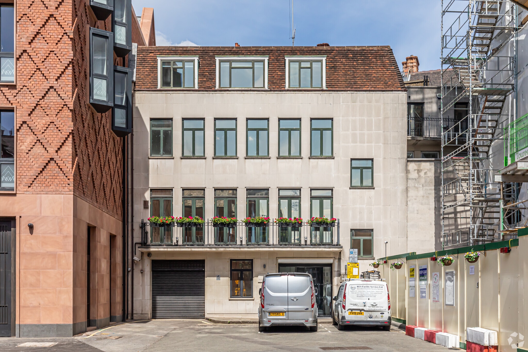 11-15 Farm St, London for sale Primary Photo- Image 1 of 1