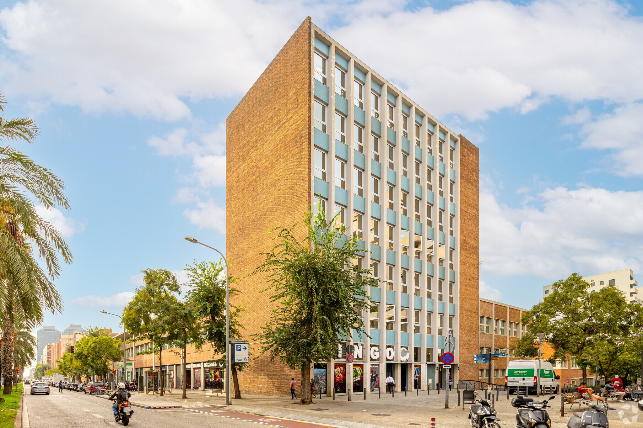 Passeig de la Zona Franca, 191-205, Barcelona, Barcelona for lease Primary Photo- Image 1 of 5