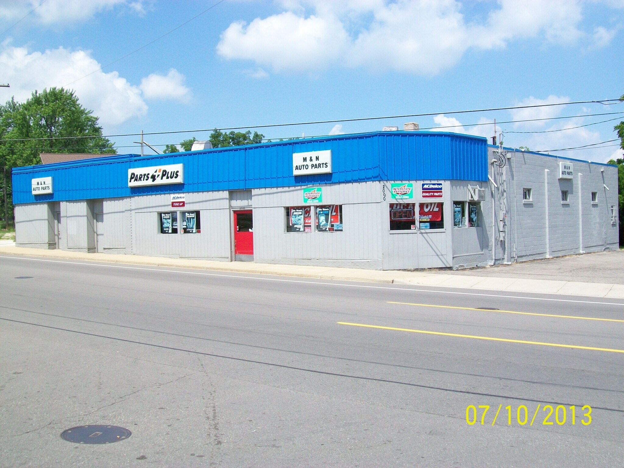 2000 Corunna Rd, Flint, MI for sale Primary Photo- Image 1 of 1