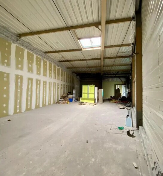 Retail in Forbach for lease - Interior Photo - Image 3 of 4