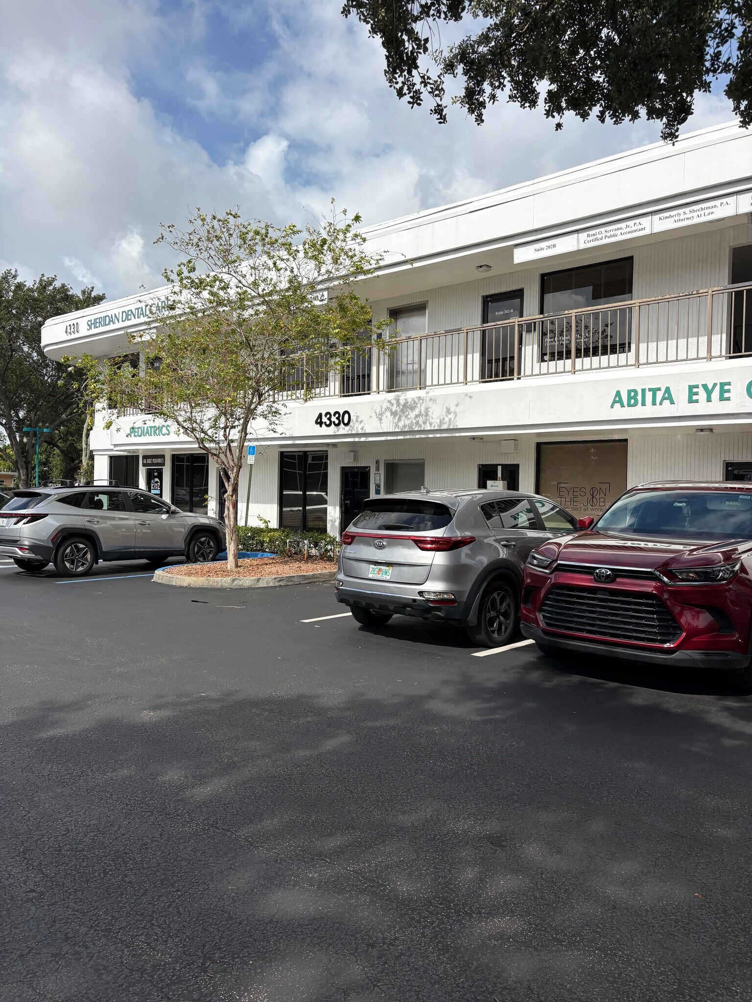 4330 Sheridan St, Hollywood, FL for lease Building Photo- Image 1 of 14