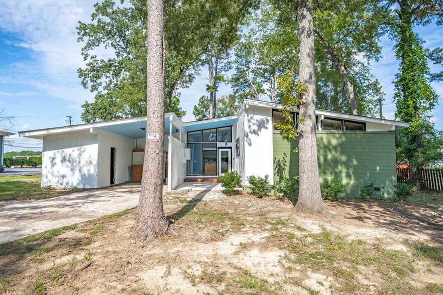 128 Latonea Dr, Columbia, SC for sale - Primary Photo - Image 1 of 39