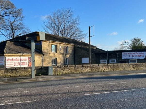 6 Rossendale Pl, Shipley for sale - Primary Photo - Image 1 of 1