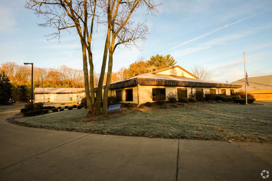 55 S Main St, Munroe Falls, OH 44262