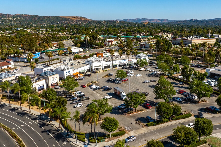 310-332 S California Ave, West Covina, CA for sale - Building Photo - Image 3 of 7