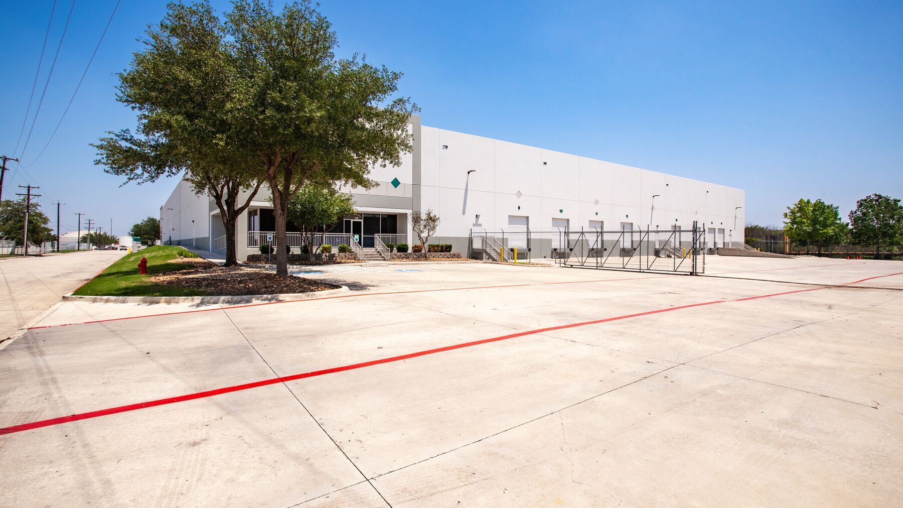 1109 AT&T Center Pky, San Antonio, TX for lease Primary Photo- Image 1 of 13