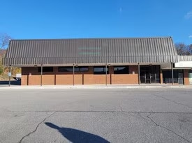 2726 Lee Hwy, Troutville, VA for lease Building Photo- Image 1 of 21