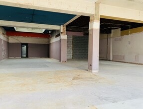 Osbourne St, Grimsby for lease Interior Photo- Image 2 of 2