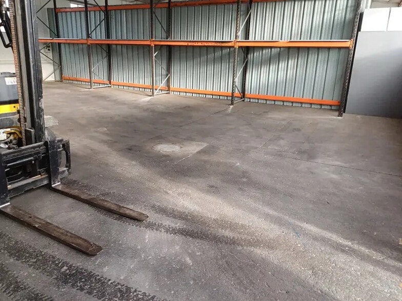 Industrial in Cruet for lease - Interior Photo - Image 3 of 7