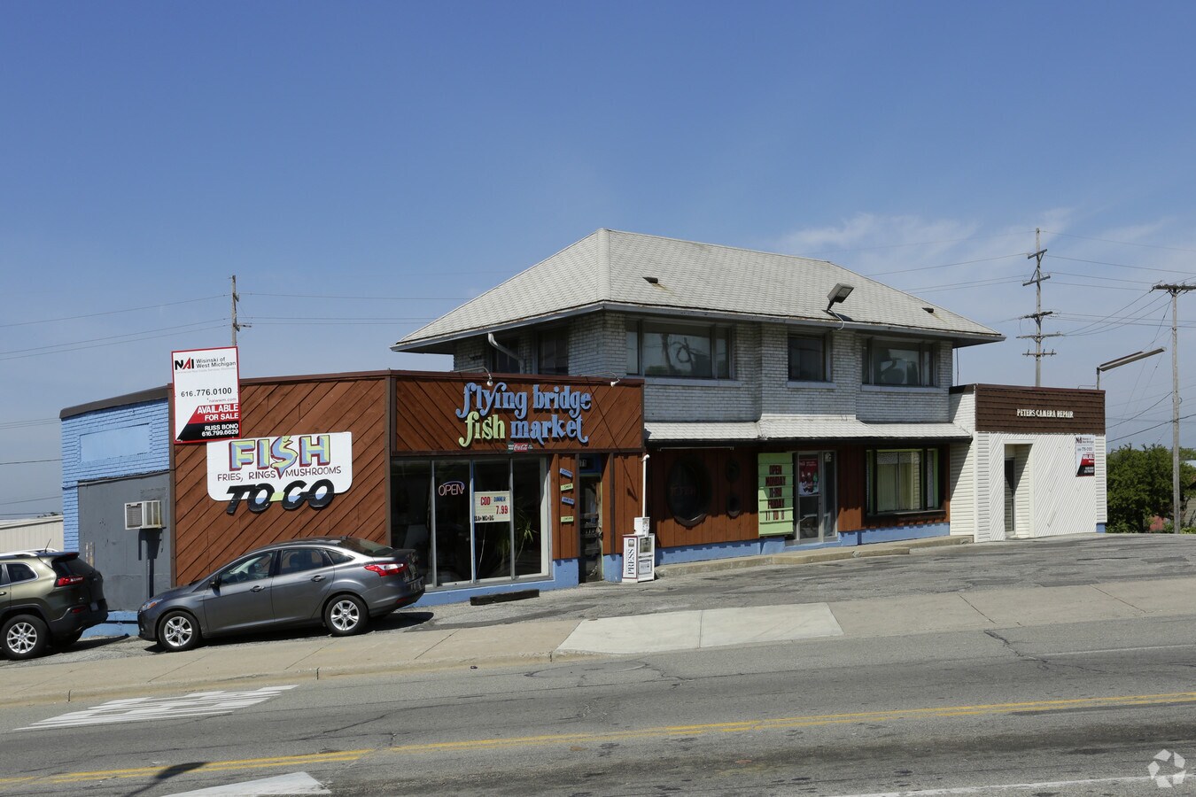 1171 Plainfield Ave, Grand Rapids, MI 49503