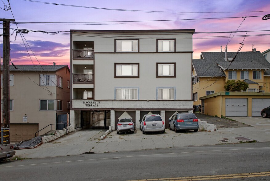 273 Macarthur Blvd, Oakland, CA for sale - Building Photo - Image 1 of 43