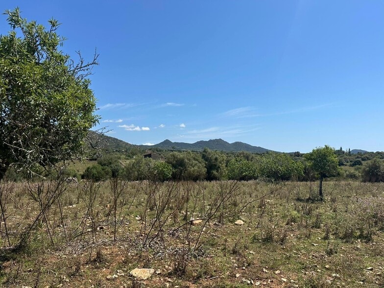 Land in Sant Llorenç des Cardassar for sale - Aerial - Image 2 of 7