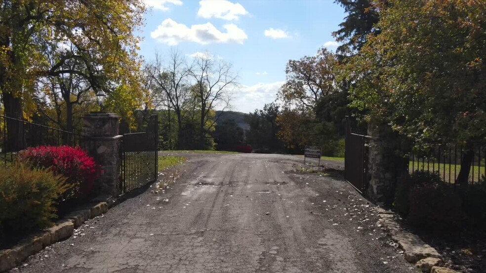 2003 W Hanover Rd, Hanover, IL for sale - Commercial Listing Video - Image 3 of 139