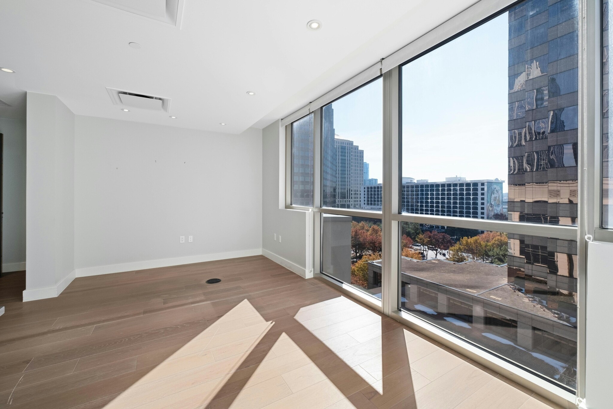 200 Congress Ave, Austin, TX for sale Interior Photo- Image 1 of 1