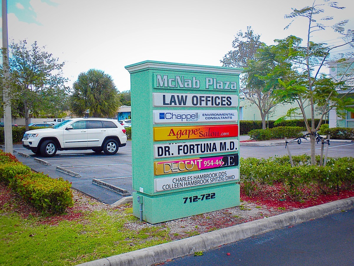 712722 E Mcnab Rd, Pompano Beach, FL 33060